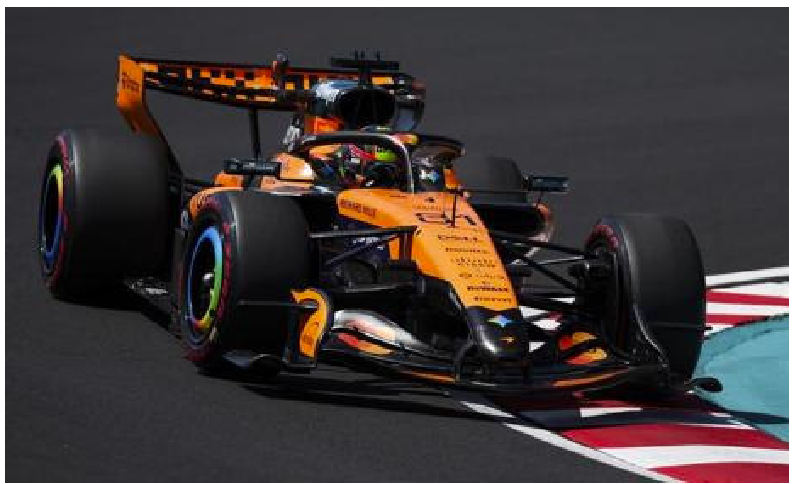 1:64 Spark - McLaren Mastercard F1 Team MCL40 No.81 2nd Japanese GP 2026 Oscar Piastri