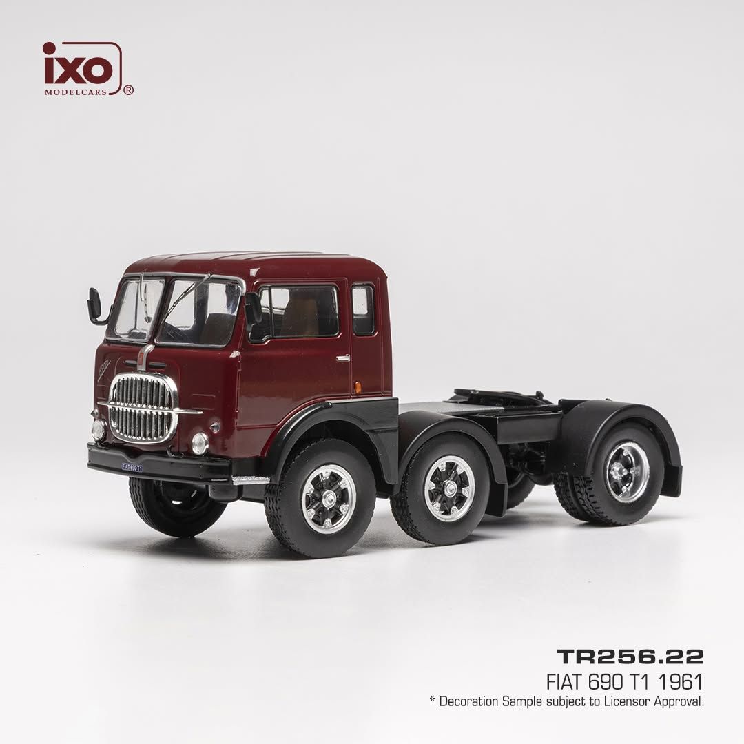 1:43 Ixo - Fiat 690 T1, dunkelrot, 1961