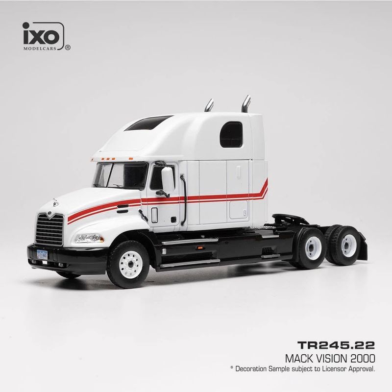 1:43 Ixo - Mack Vision, weiss, 2000 1:43 Ixo - Mack Vision, weiss, 2000