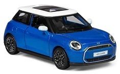 1:18 Minichamps Dealer - 2023 Mini Cooper SE Blazing Blue