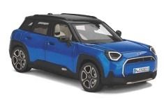 1:18 Minichamps Dealer - 2024 Mini Cooper Aceman SE Blazing Blue