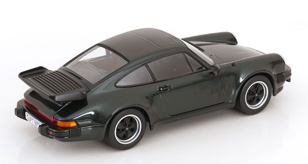 1:18 KK Scale - Porsche 911 (930) Turbo 3.3 1977 dunkelgrün-metallic