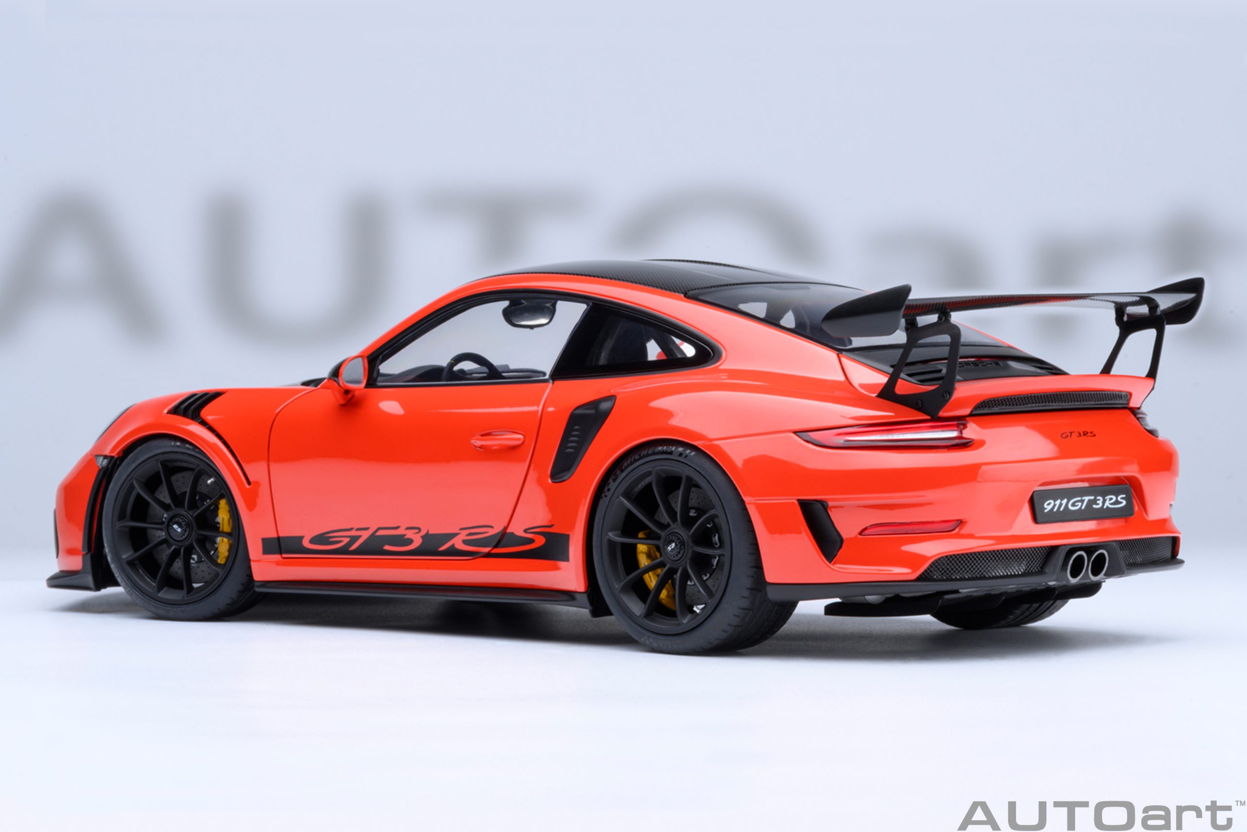 1:18 Autoart - Porsche 911 (991.2) GT3 RS Weissach Package (Lava Orange)