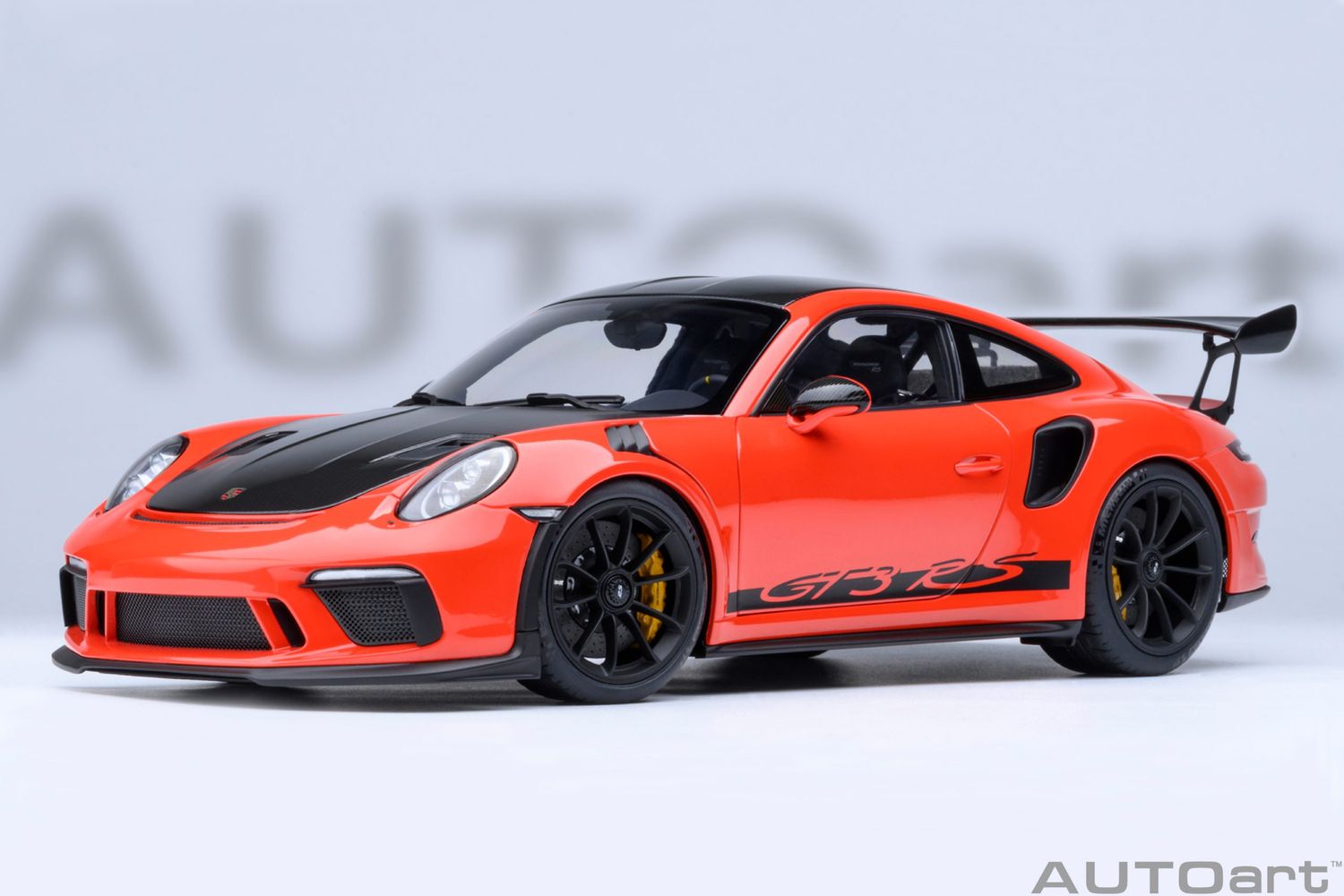 1:18 Autoart - Porsche 911 (991.2) GT3 RS Weissach Package (Lava Orange)