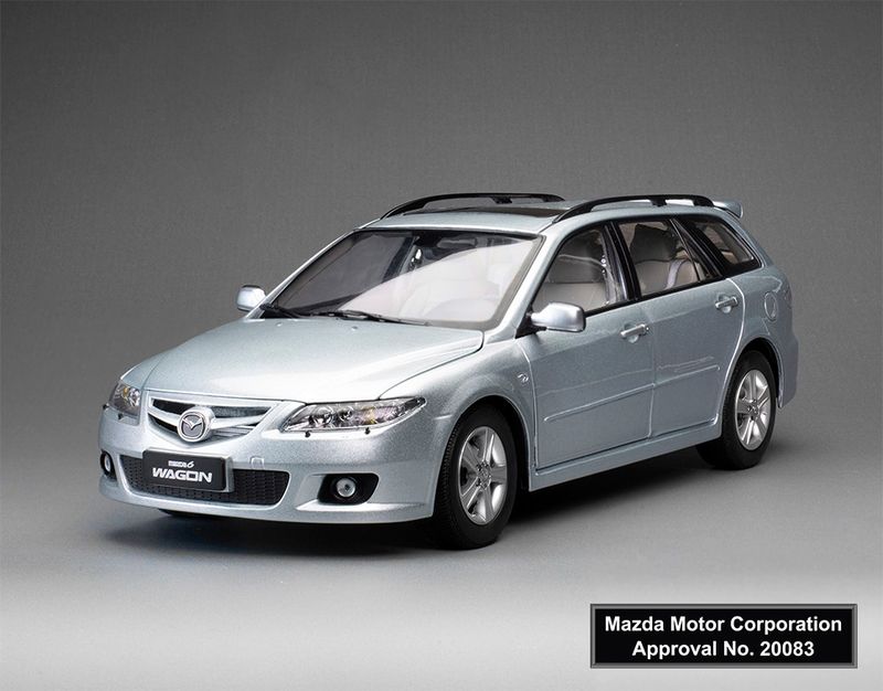 1:18 Sunstar - Mazda 6 Wagon, glacier silver metallic