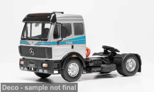 1:43 Ixo - Mercedes SK 88, silber, 1988 1:43 Ixo - Mercedes SK 88, silber, 1988