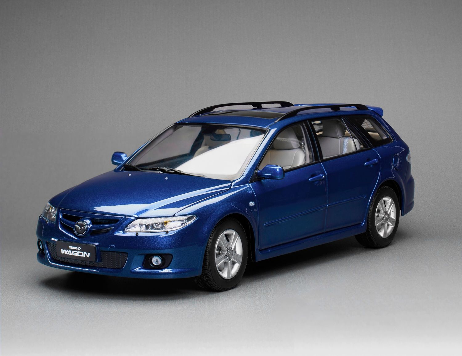 1:18 Sunstar - Mazda 6 Wagon, sonic blue metallic