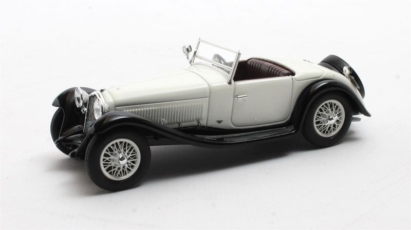 1:43 Matrix - Alfa Romeo 6C 1750SV Figoni white / black 1932 1:43 Matrix - Alfa Romeo 6C 1750SV Figoni white / black 1932