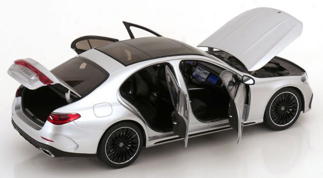 1:18 iScale - 2023 Mercedes-Benz E-Class (W214) AMG Line Silver