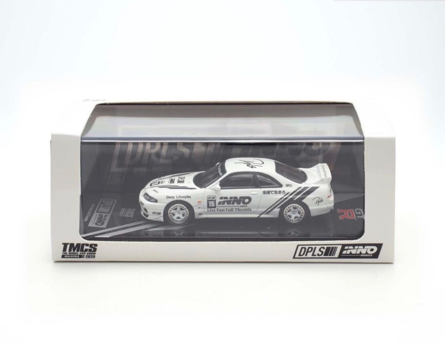 1:64 DPLS - Nissan Skyline GT-R (R33) *DPLS x Inno64*, white/black , purple chrome *TMCS 2025 Event Edition*