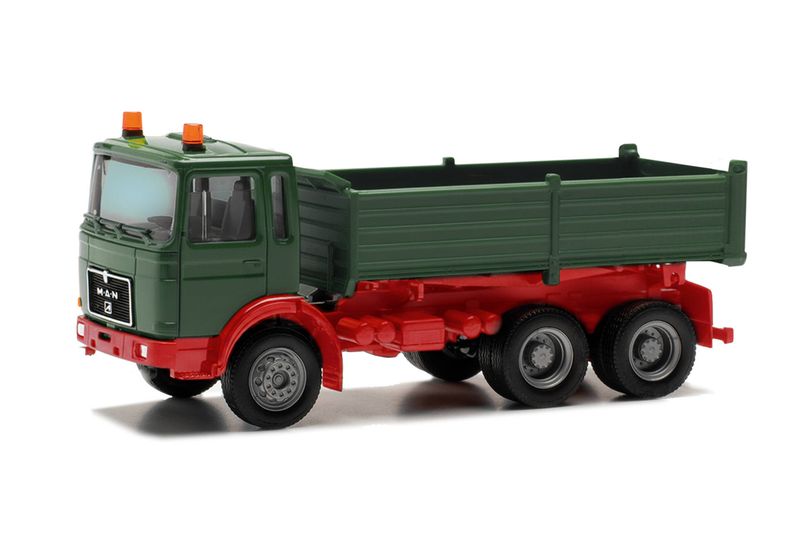 1:87 Herpa - Herpa Basic: MAN F8 Kipp-LKW 3achs, grün/rot 1:87 Herpa - Herpa Basic: MAN F8 Kipp-LKW 3achs, grün/rot