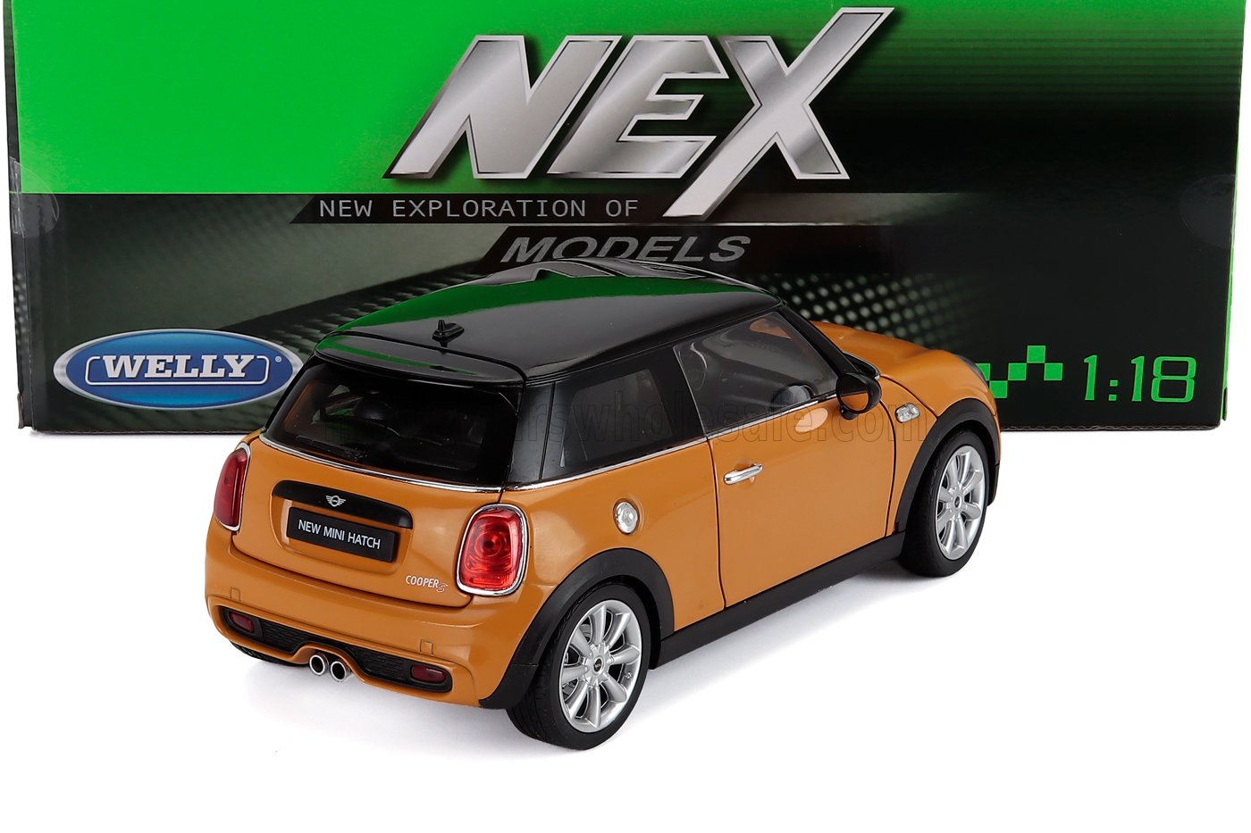 1:18 Welly - 2015 Mini Cooper Hatch 2-Door Ochre Black