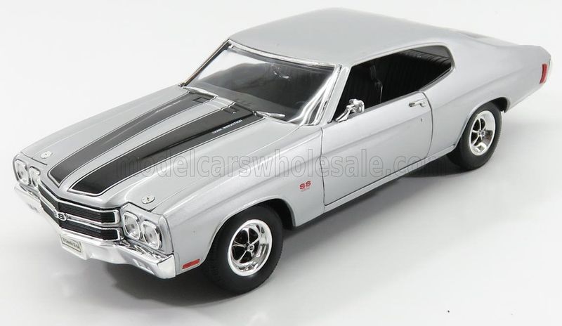 1:18 Welly - 1970 Chevrolet Chevelle SS 454 Coupe Silver Black 1:18 Welly - 1970 Chevrolet Chevelle SS 454 Coupe Silver Black