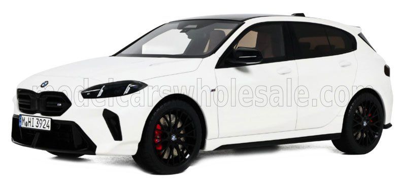 1:18 Otto Mobile - 2024 BMW 1-Series M135 xDrive White