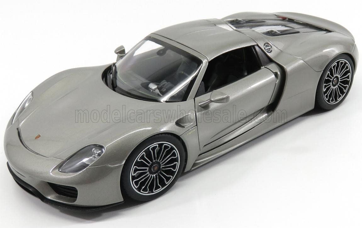 1:18 Welly - 2015 Porsche 918 Spyder Hard-Top Closed Grey Metallic