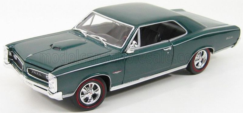 1:18 Welly - 1966 Pontiac GTO Coupe Dark Green Metallic 1:18 Welly - 1966 Pontiac GTO Coupe Dark Green Metallic