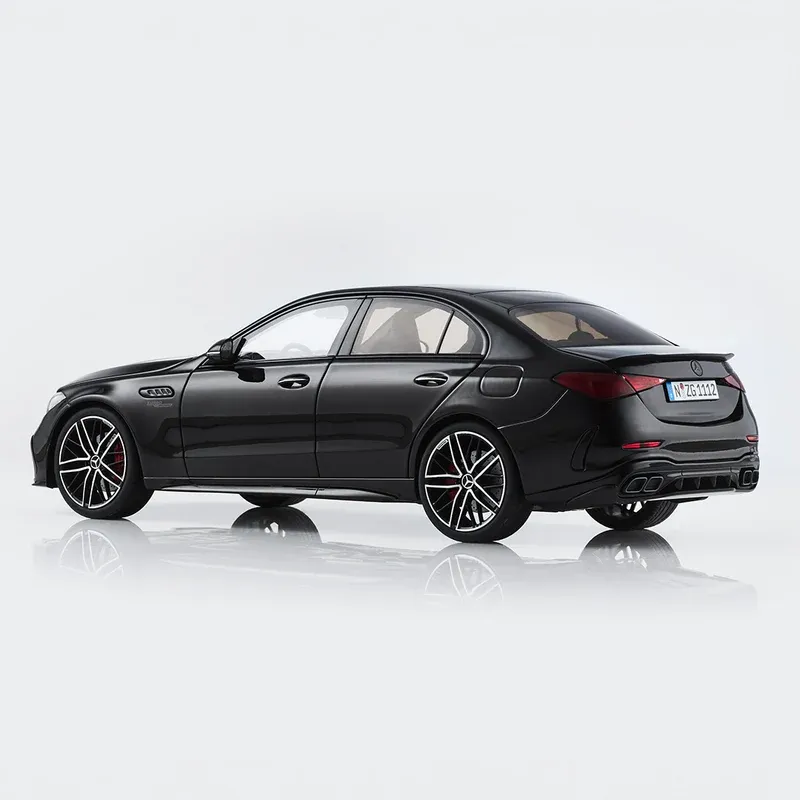 1:18 iScale - 2024 Mercedes-Benz C-Class C63 S E-Performance Obsidian Black
