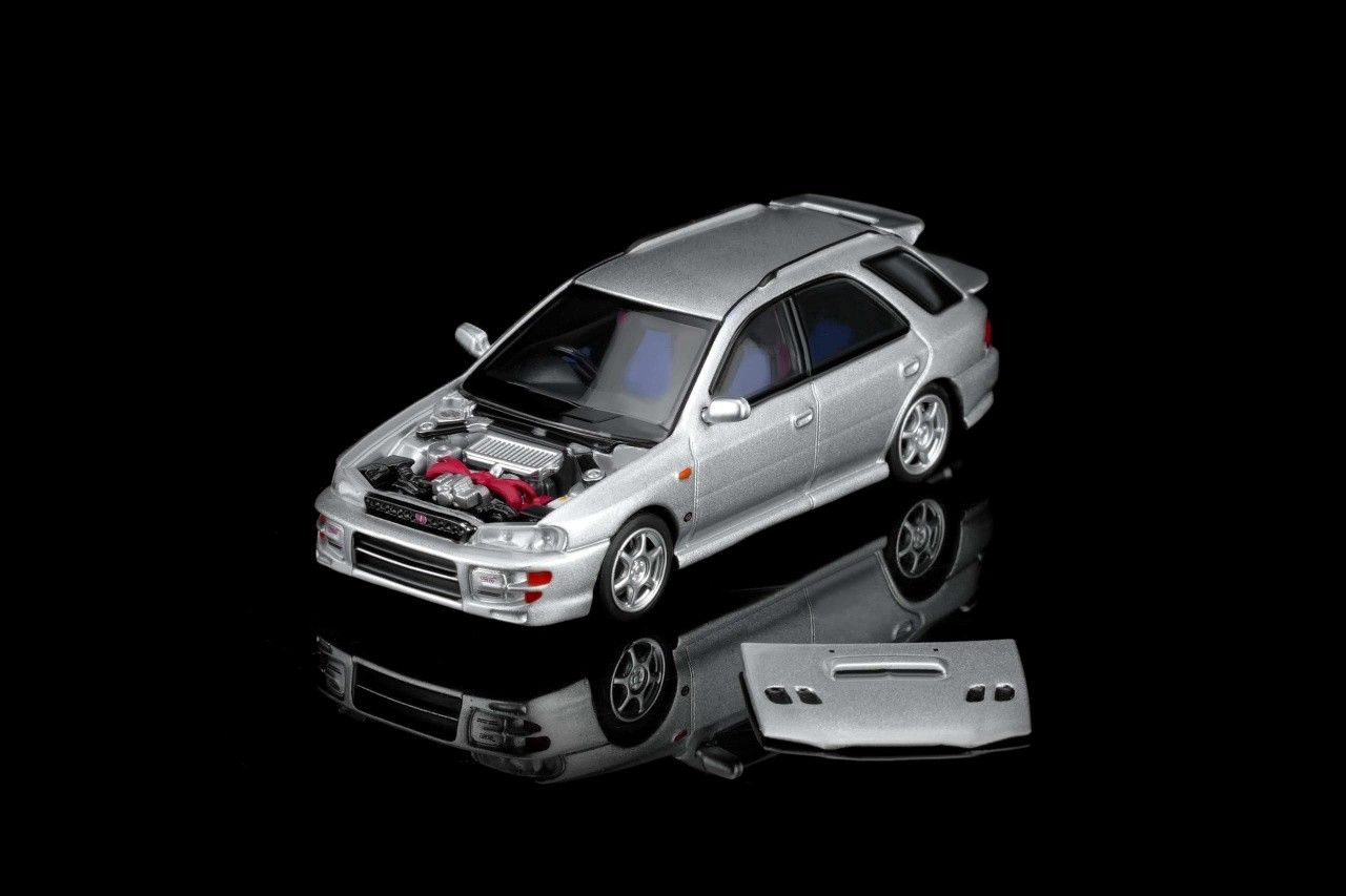 1:64 Motorhelix - Subaru lmpreza Wagon WRX STi Version VI, arctic silver metallic