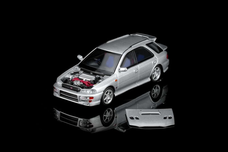 1:64 Motorhelix - Subaru lmpreza Wagon WRX STi Version VI, arctic silver metallic