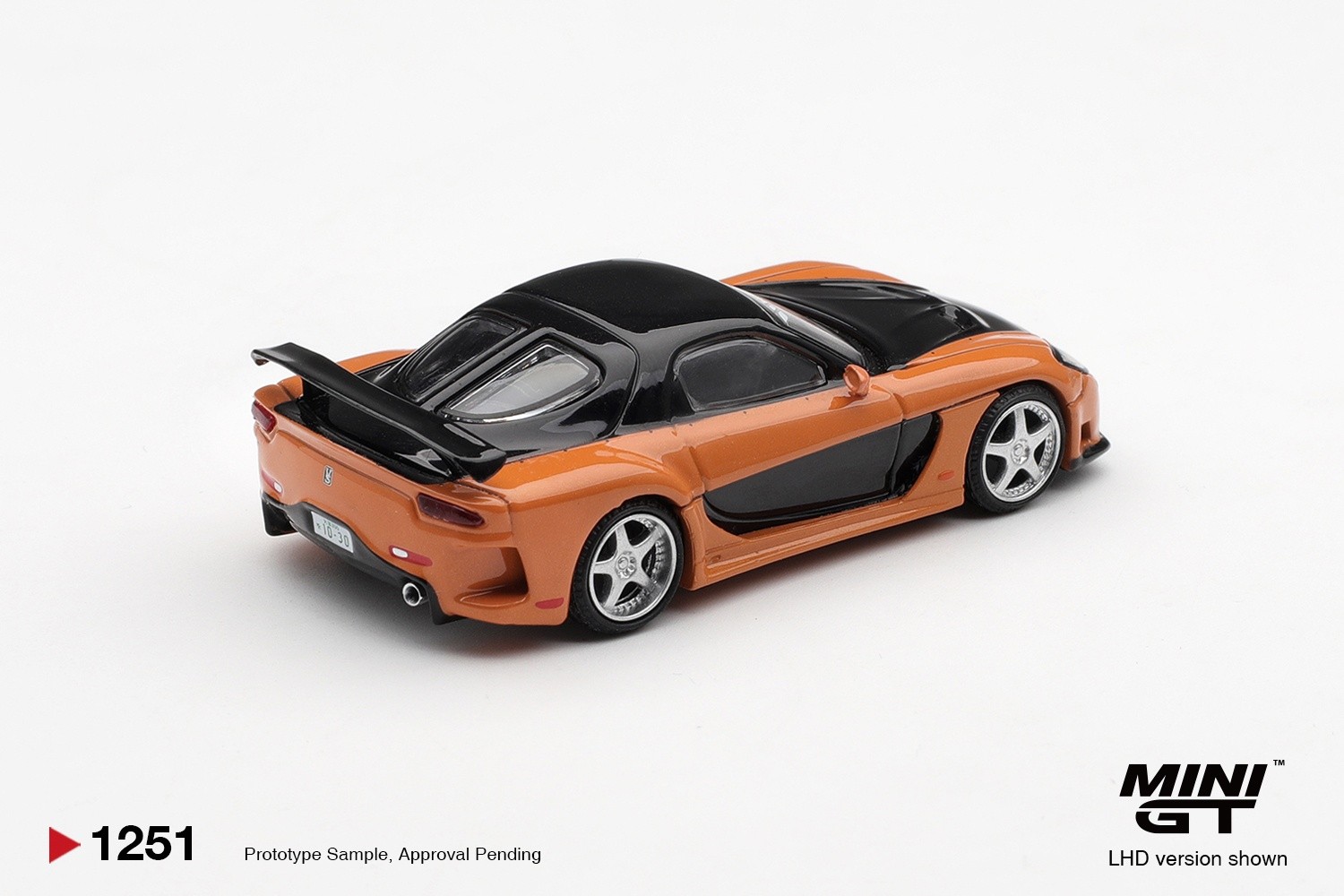 1:64 Mini GT - 2006 Mazda RX-7 (FD) Veilside Fortune Han Seoul-Oh *The Fast and The Furious: Tokyo Drift*