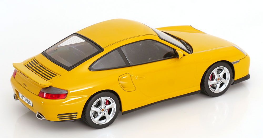 1:18 KK Scale - Porsche 911 (996) Turbo 2000 gelb