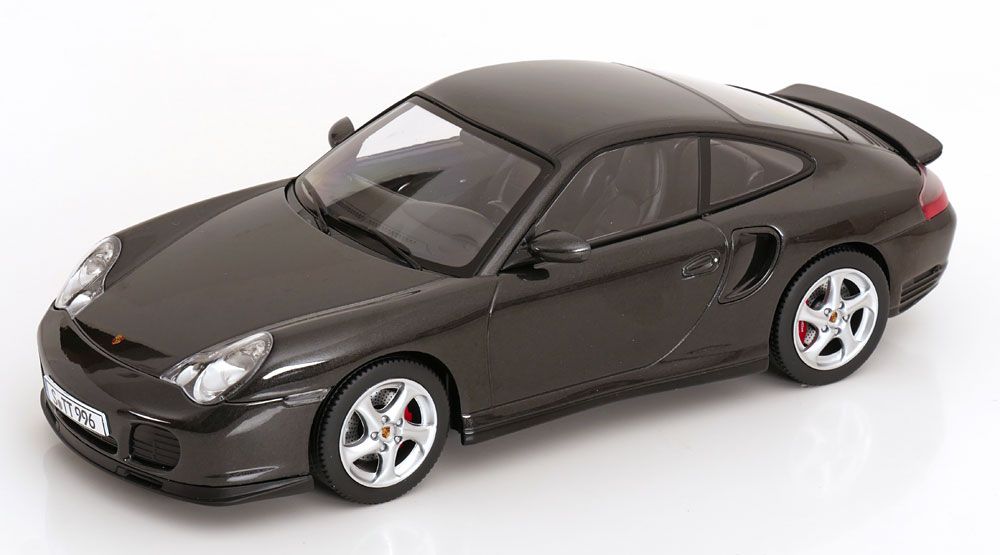 1:18 KK Scale - Porsche 911 (996) Turbo 2000 schwarz-metallic