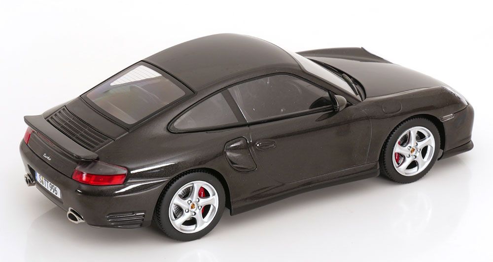 1:18 KK Scale - Porsche 911 (996) Turbo 2000 schwarz-metallic