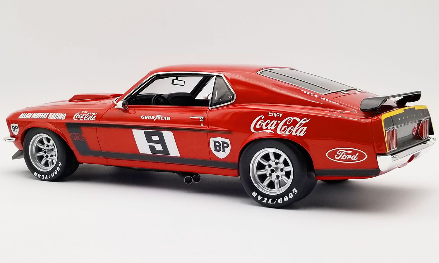 1:12 ACME - 1969 Ford Trans Am Mustang Boss 302 - #9 Allan Moffat