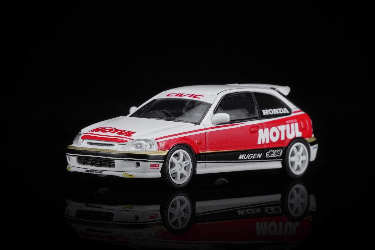1:64 Motorhelix - 2012 Honda Civic Type R (EK9) *MOTUL*