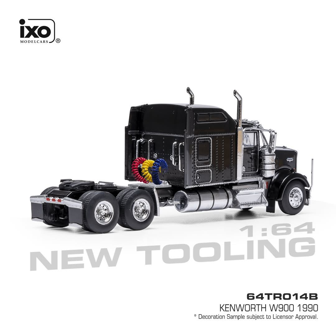 1:64 Ixo - 1990 Kenworth W900 Sleeper Cab, schwarz