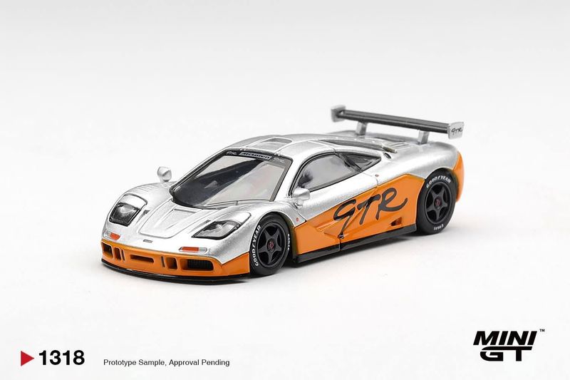 1:64 Mini GT - 1995 McLaren F1 GTR Presentation *Blister packaging* 1:64 Mini GT - 1995 McLaren F1 GTR Presentation *Blister packaging*