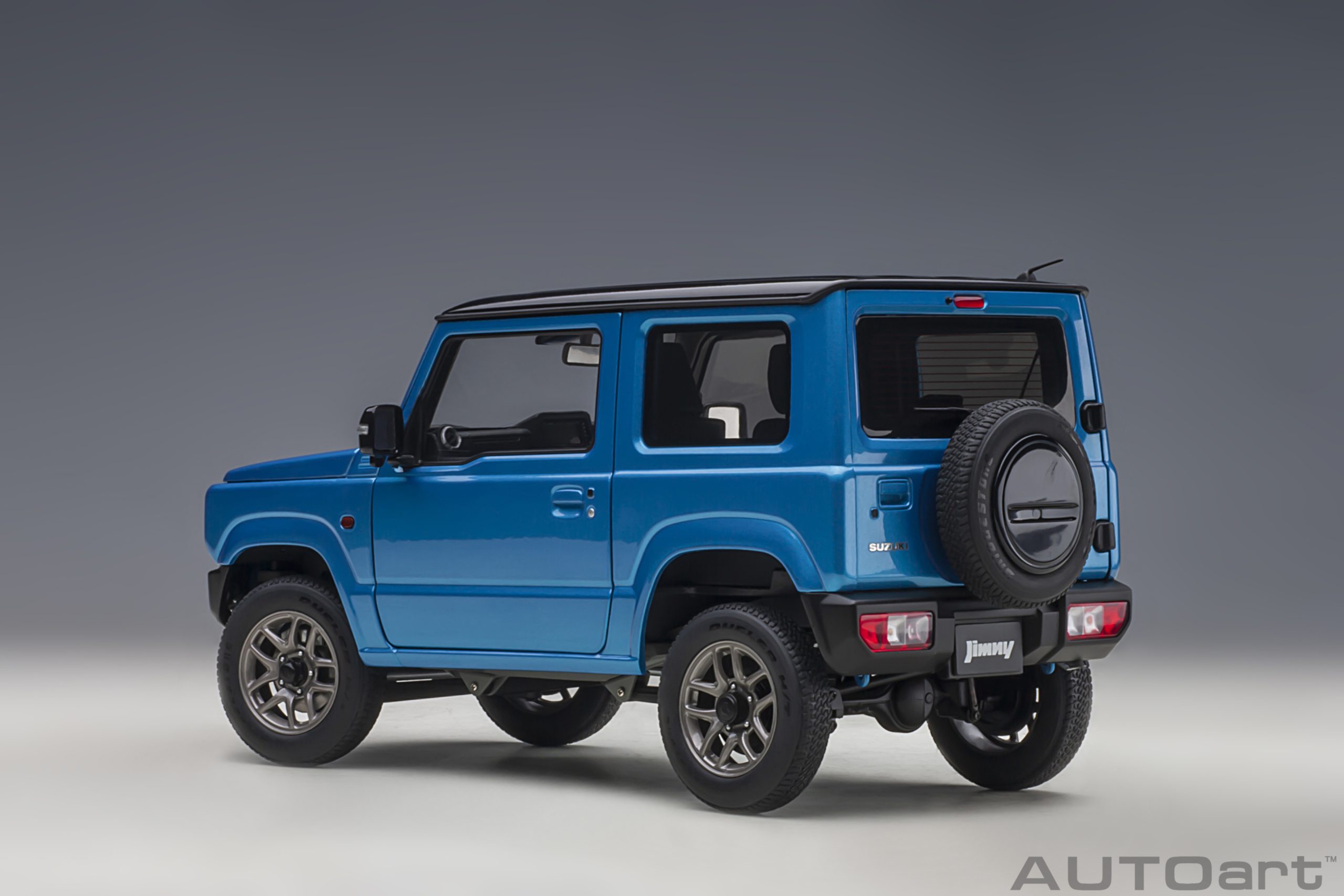 1:18 Autoart - Suzuki Jimny (JB64) (Brisk Blue) with Black roof