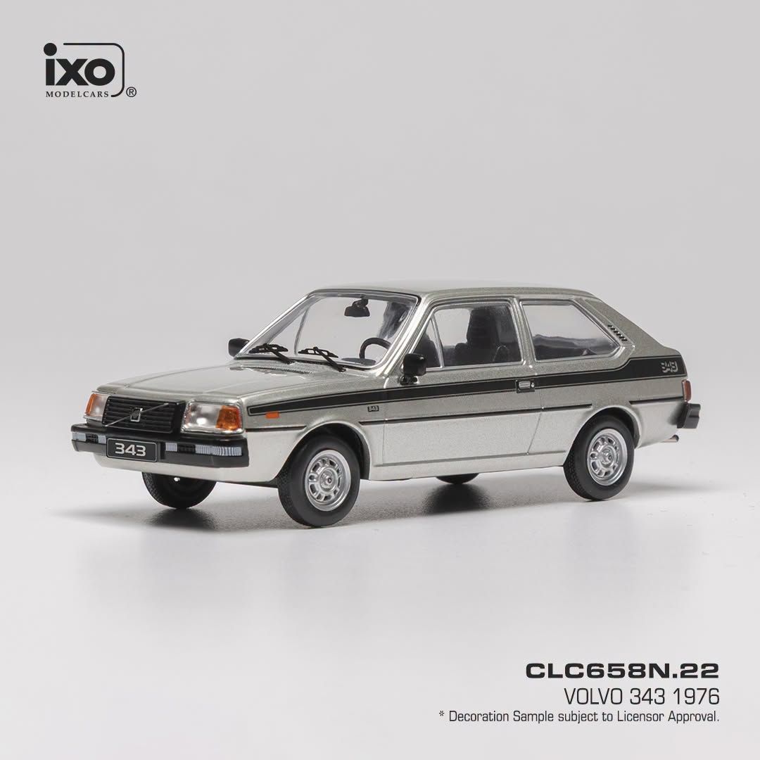 1:43 Ixo - 1976 Volvo 343 Silver