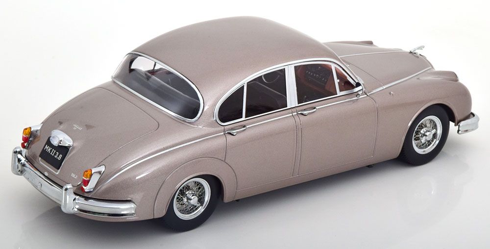 1:18 KK Scale - Jaguar MK II 3.8 LHD 1959 pearl-silber