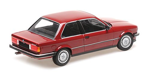 1:18 Minichamps - 1982 BMW 323i (E30) Carmine Red