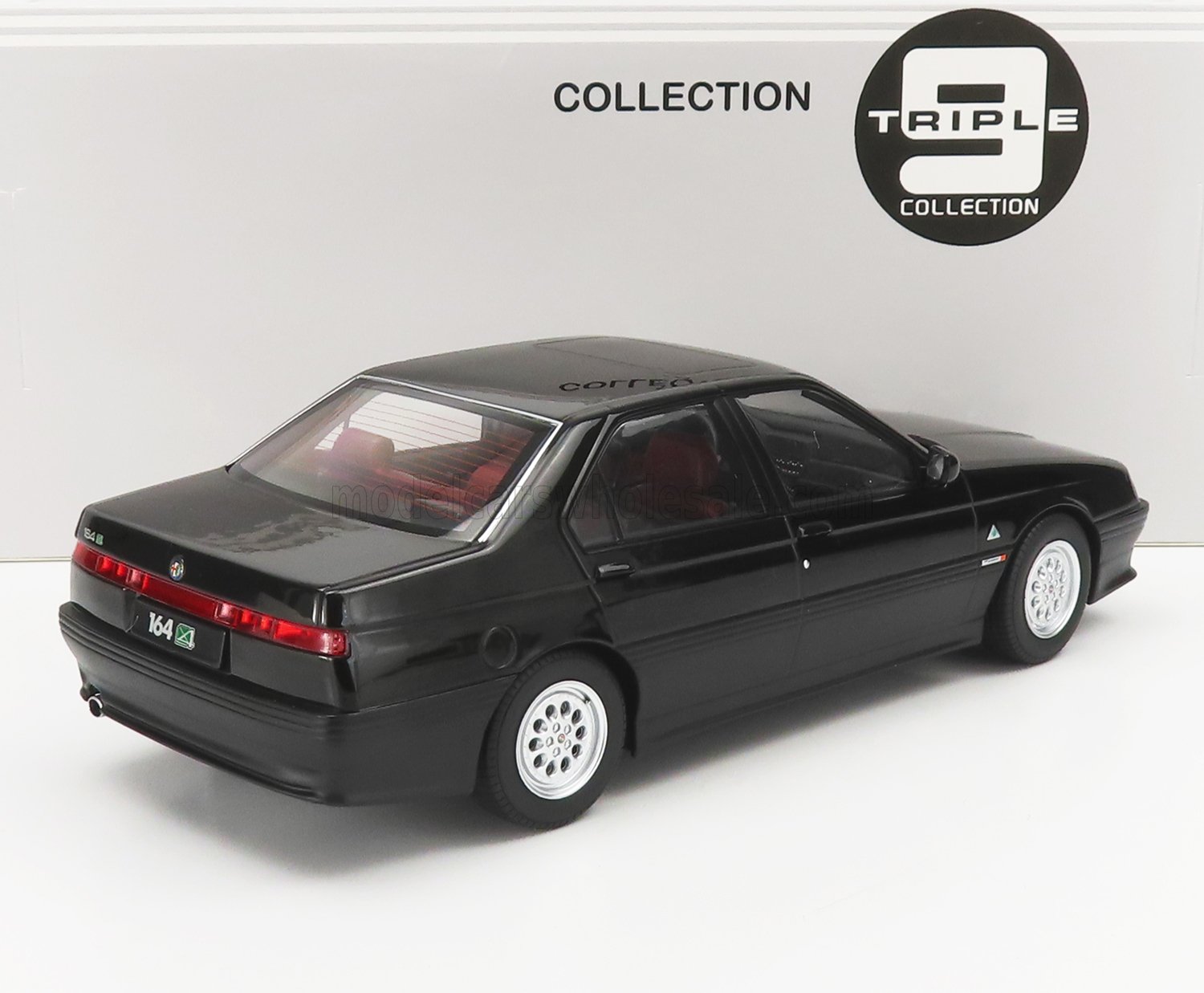 1:18 Triple9 - 1994 Alfa Romeo 164 Q4 Black