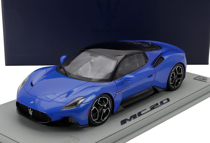 1:18 Maserati Dealer Model (by BBR) - 2020 Maserati MC20 Gloss Black Roof Blu Infinito Blue Metallic Black*Mit Vitrine*