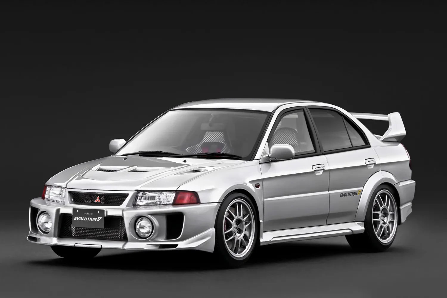 1:18 Ignition - Mitsubishi Lancer Evolution V (CP9A), silver