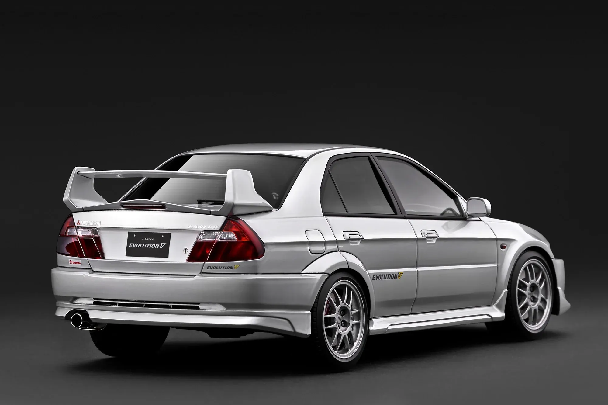 1:18 Ignition - Mitsubishi Lancer Evolution V (CP9A), silver