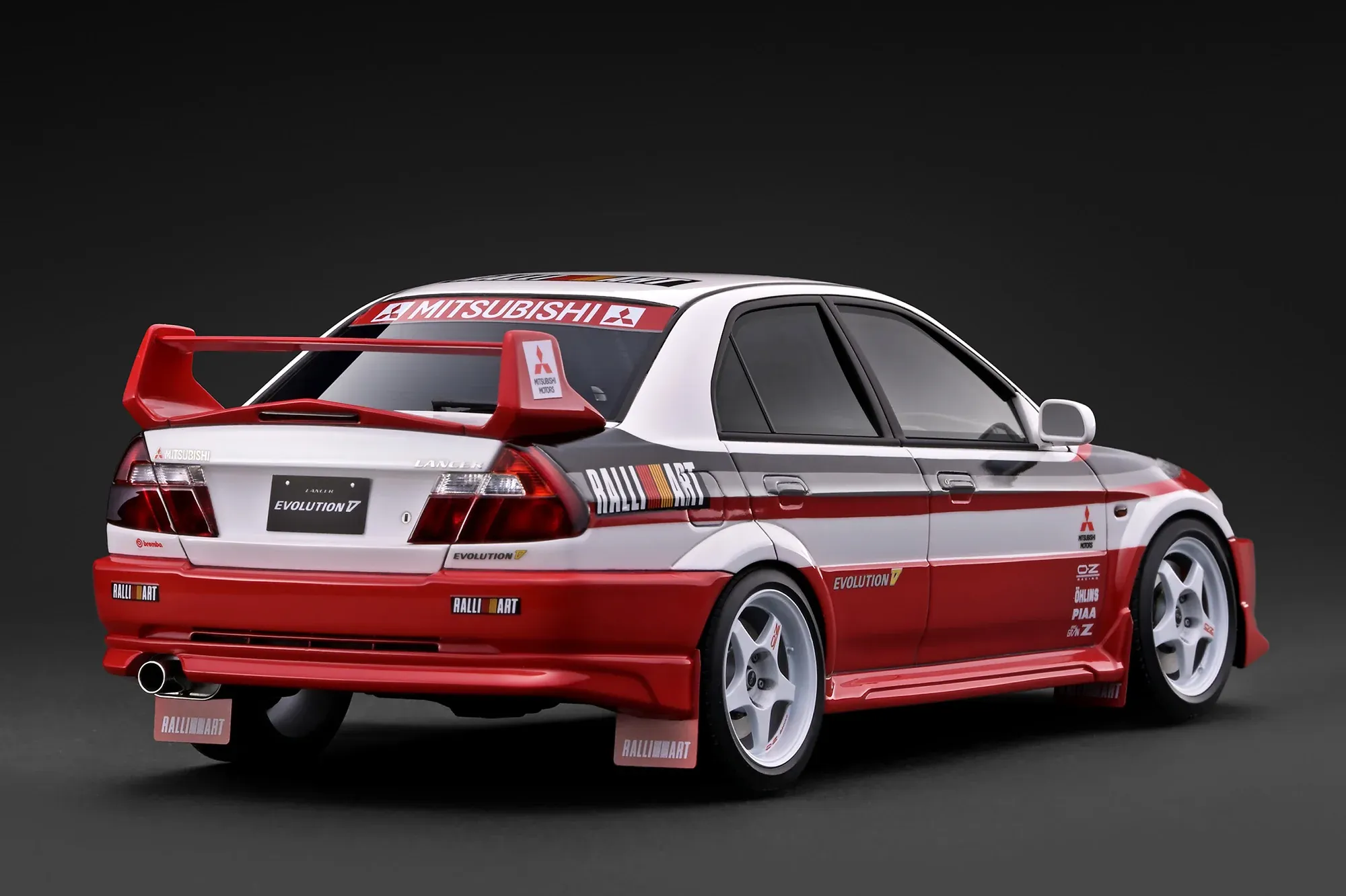 1:18 Ignition - Mitsubishi Lancer Evolution V (CP9A), white/red