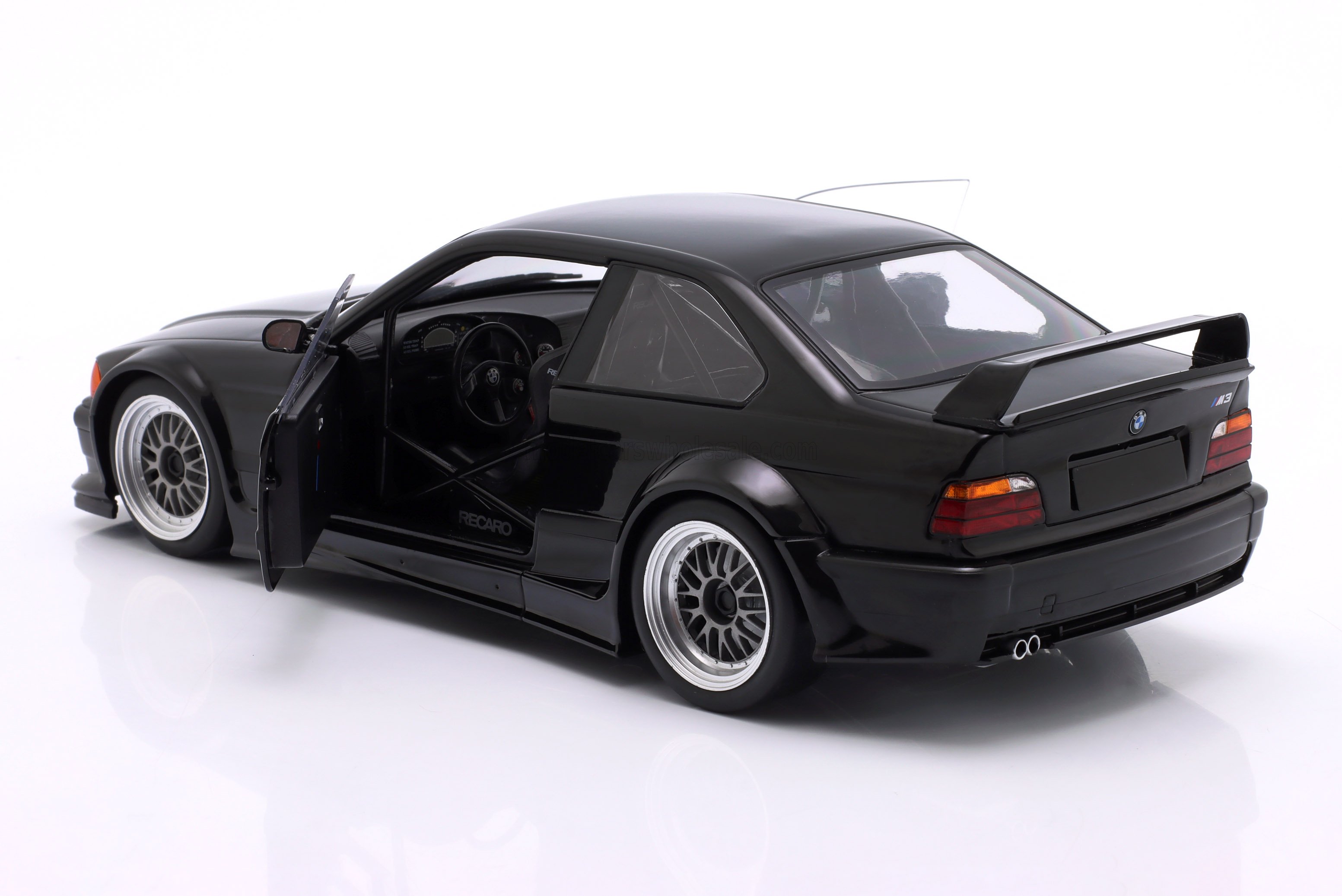 1:18 Werk83 - 1993 BMW M3 GTR (E36) Plain Body Version Black