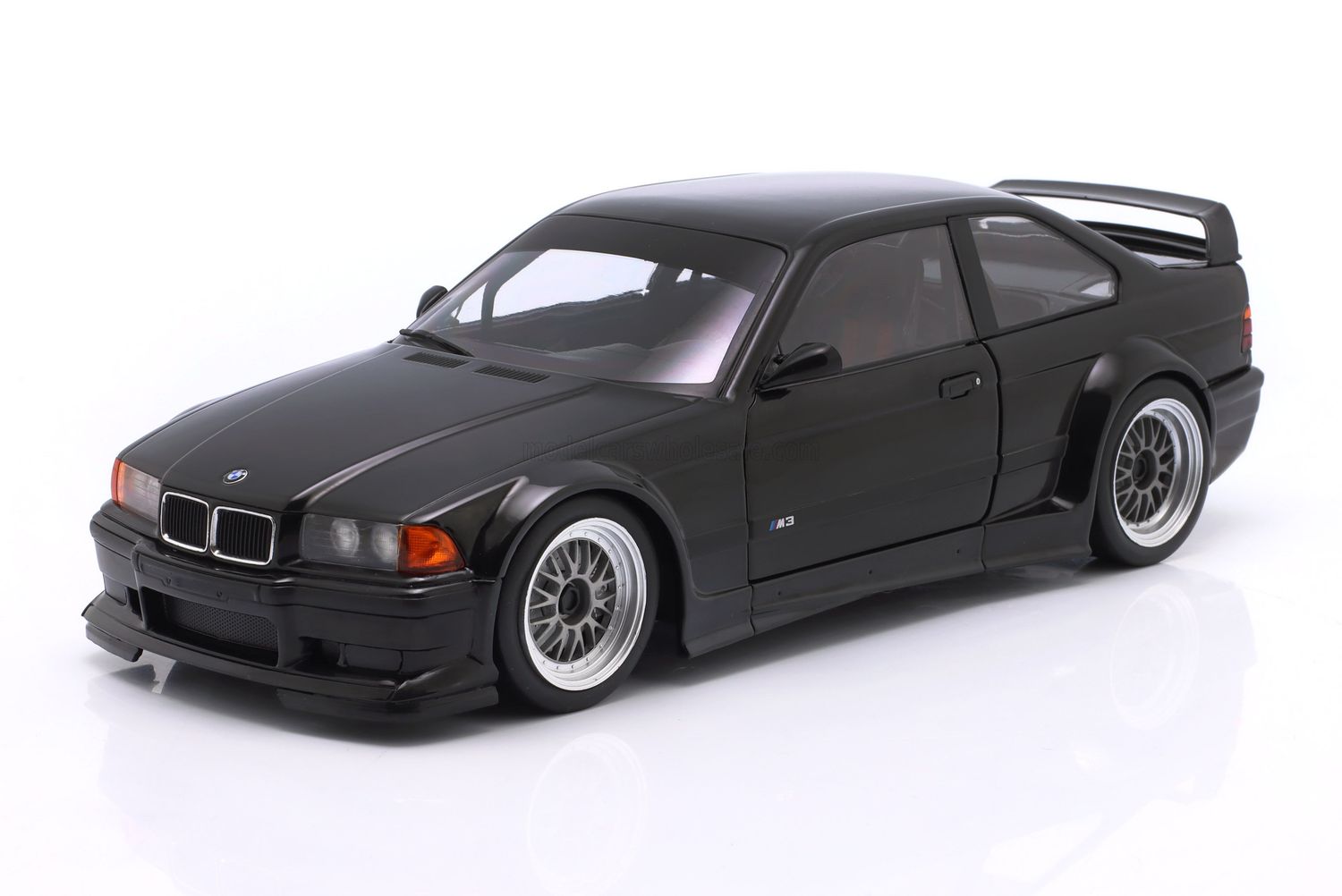 1:18 Werk83 - 1993 BMW M3 GTR (E36) Plain Body Version Black