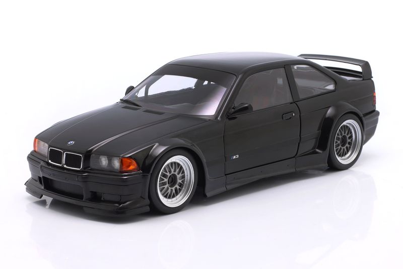 1:18 Werk83 - 1993 BMW M3 GTR (E36) Plain Body Version Black