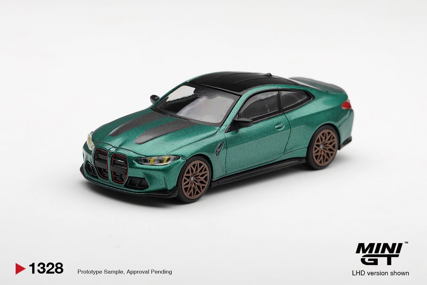 1:64 Mini GT - 2024 BMW M4 (G82) CS Frozen Isle of Man, green metallic *Blister packaging*