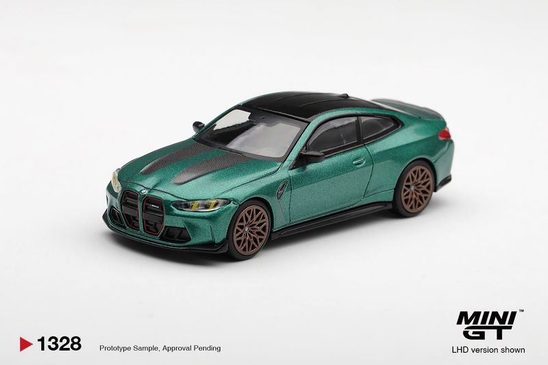 1:64 Mini GT - 2024 BMW M4 (G82) CS Frozen Isle of Man, green metallic *Blister packaging*