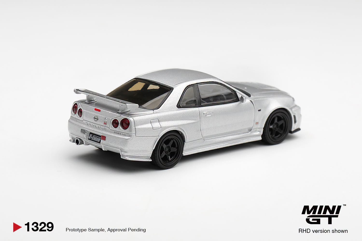 1:64 Mini GT - 1999 Nissan Skyline GT-R (R34) Z-Tune, silver metallic *Blister packaging*