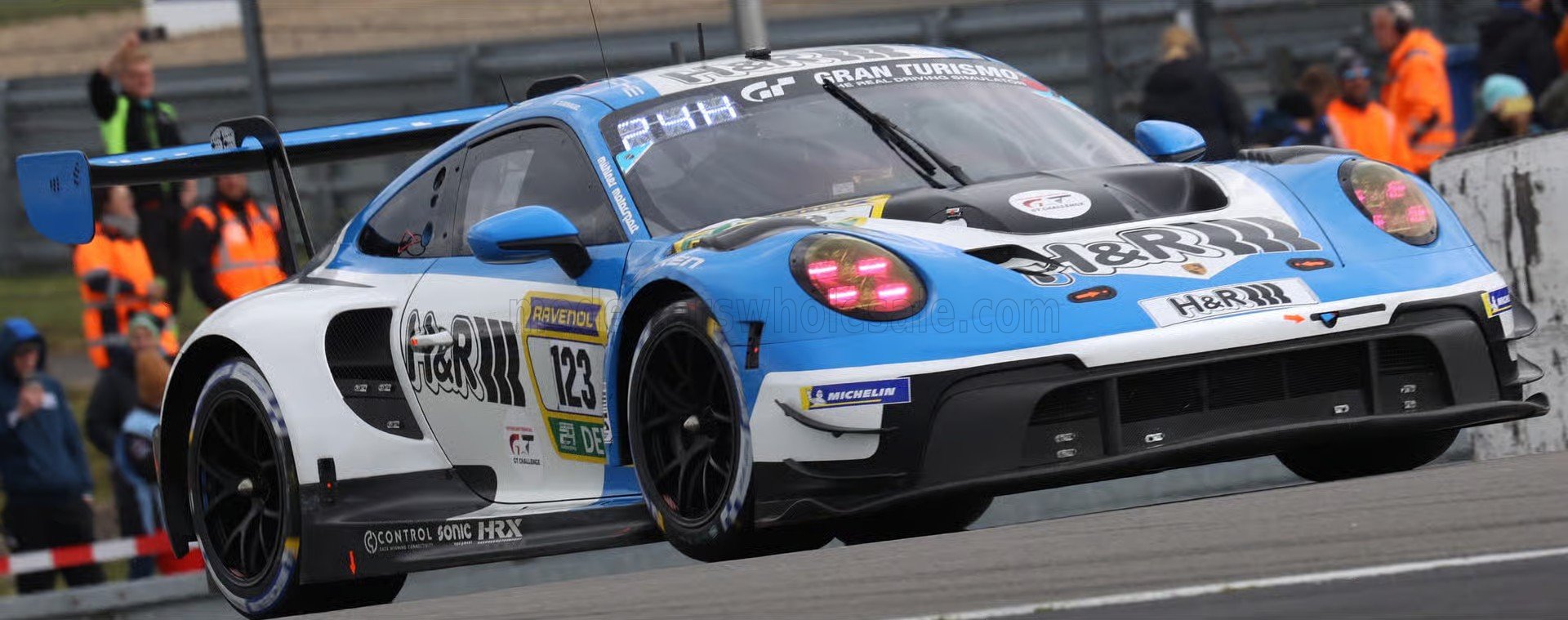 1:43 Spark - Porsche 911 (992) GT3 R Evo26 Team Mühlner Motorsport by H&R #123 24h Nürburgring 2026 M. Rump - B. Bunnagel