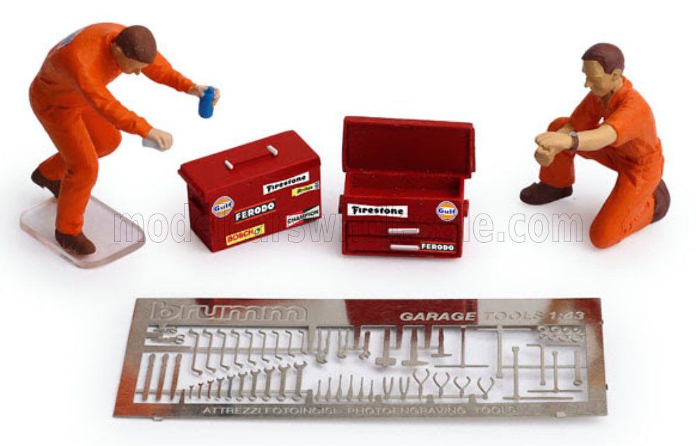 1:43 Brumm - Team JWA Clean Set 24h Le Mans 1970 2 Mechanics with Accessories