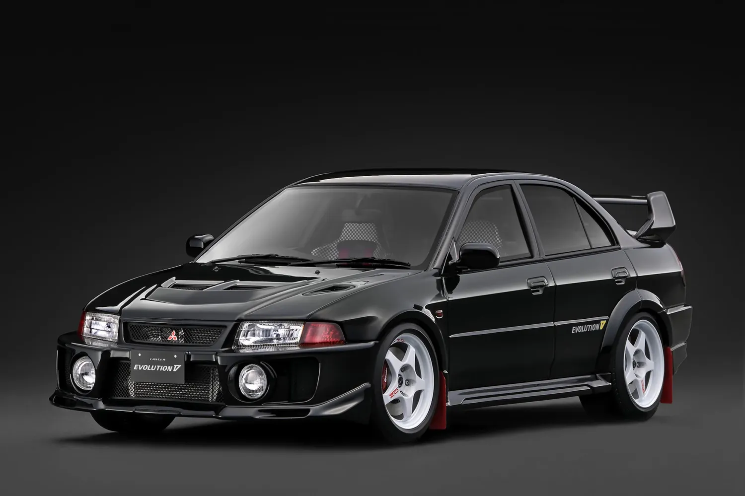1:18 Ignition - Mitsubishi Lancer EVO V (CP9A), black