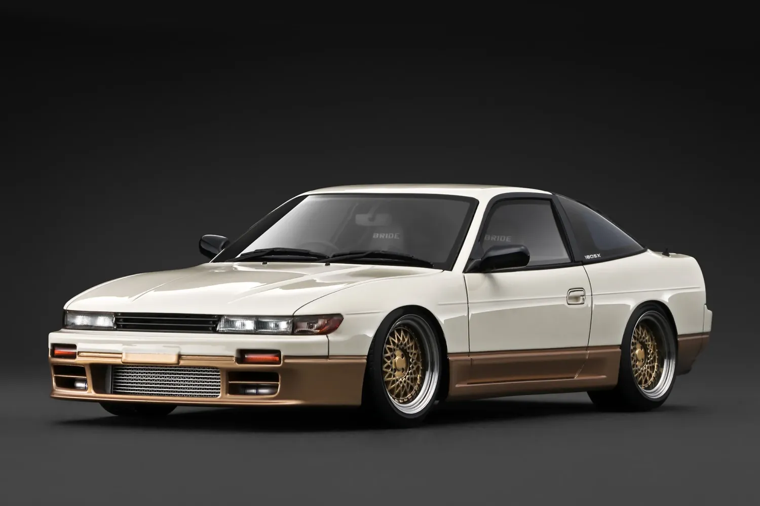 1:18 Ignition - Nissan Sileighty, white/gold